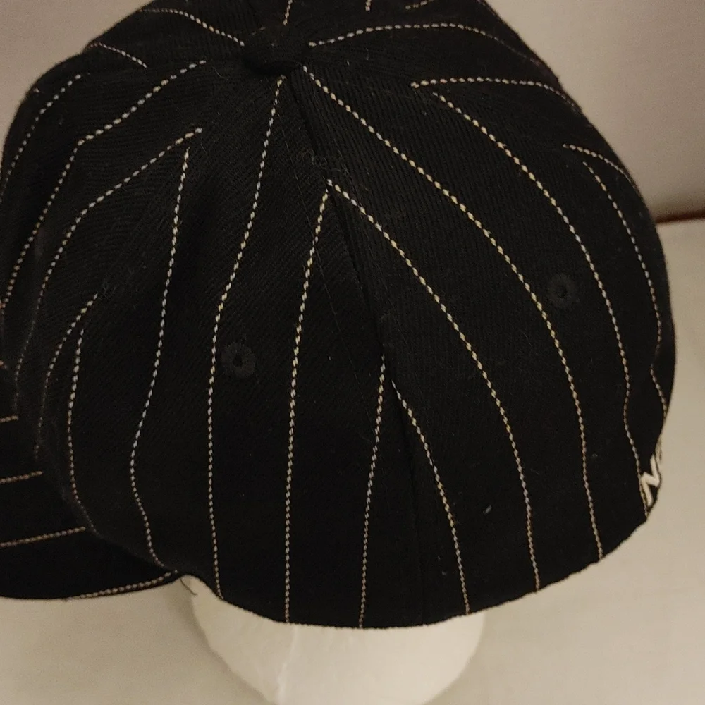 New York Pinstripes hat H1 - Picture 4 of 6